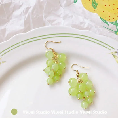 Cute Mini Grape Earrings for Women Simple Fruit Green Beads Drop Dangle Hook Earring Party Trendy Jewelry Accessories Gift