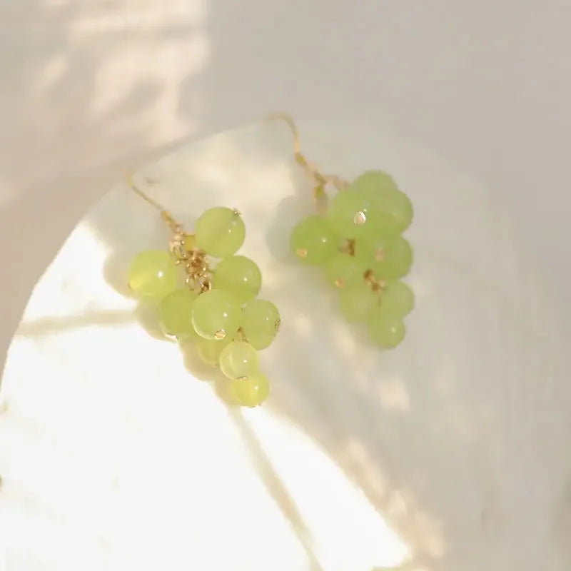 Cute Mini Grape Earrings for Women Simple Fruit Green Beads Drop Dangle Hook Earring Party Trendy Jewelry Accessories Gift